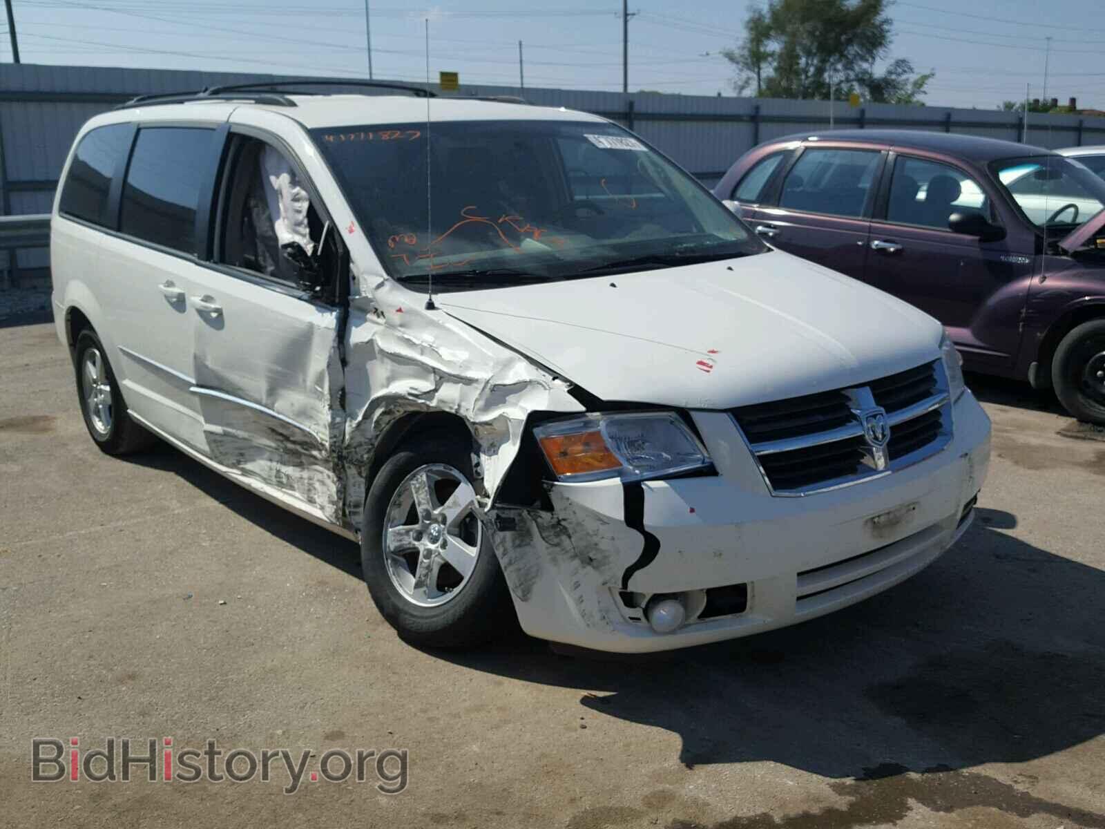 Фотография 2D4RN5D16AR144445 - DODGE CARAVAN 2010