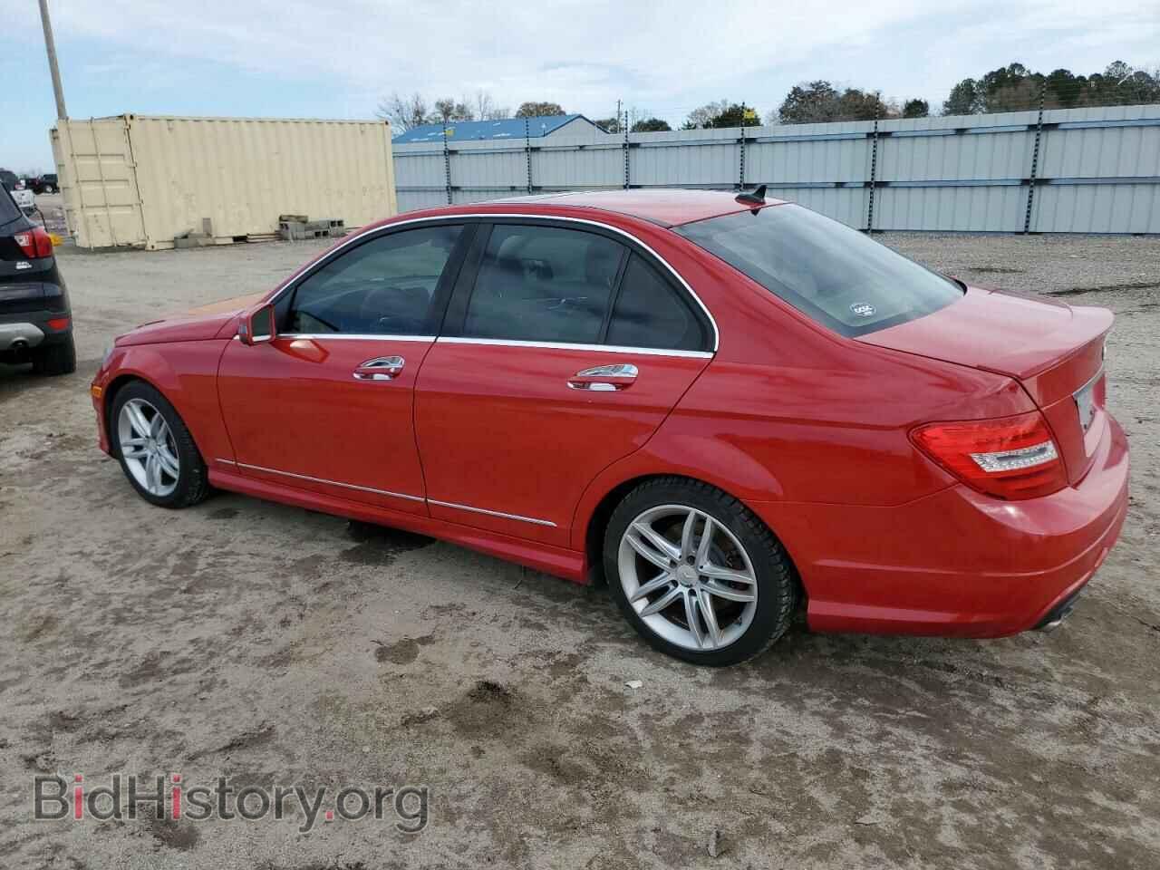 2014 MERCEDES-BENZ C-CLASS - VIN: WDDGF4HB9EA951864 - Фото 2