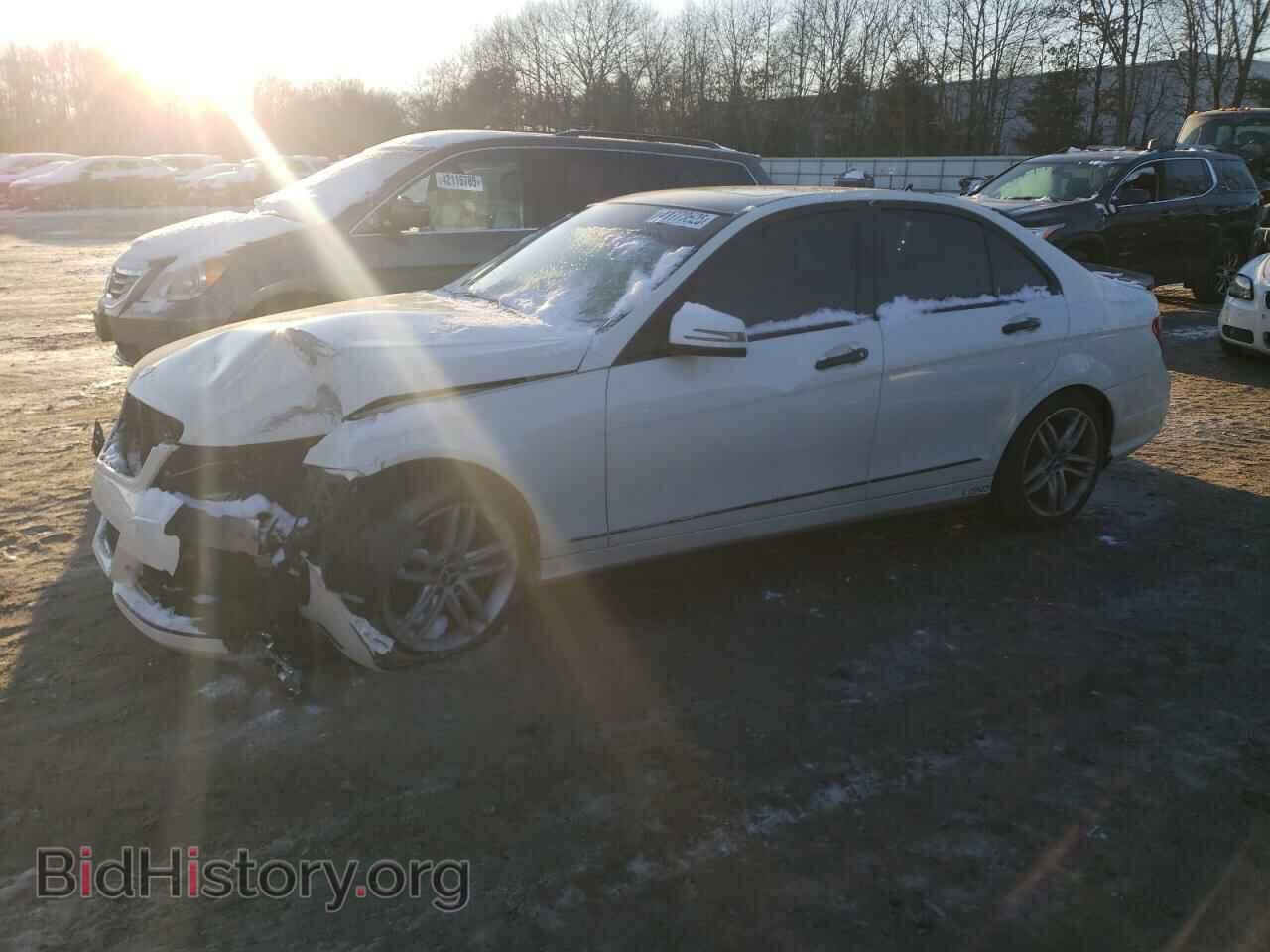 Photo WDDGF8BB3CA648642 - MERCEDES-BENZ C-CLASS 2012