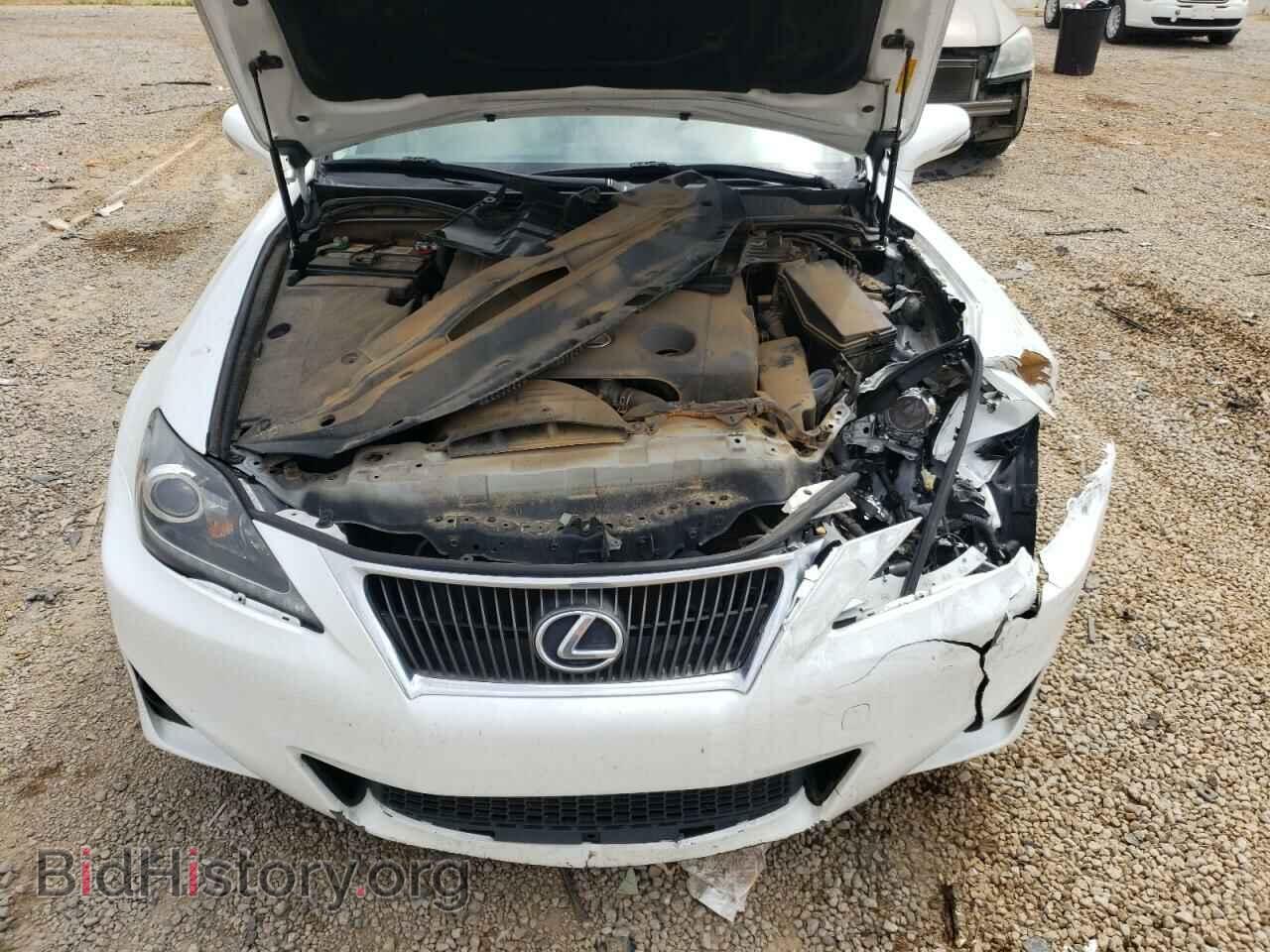 2011 LEXUS IS - VIN: JTHBF5C21B5156831 - Photo 7