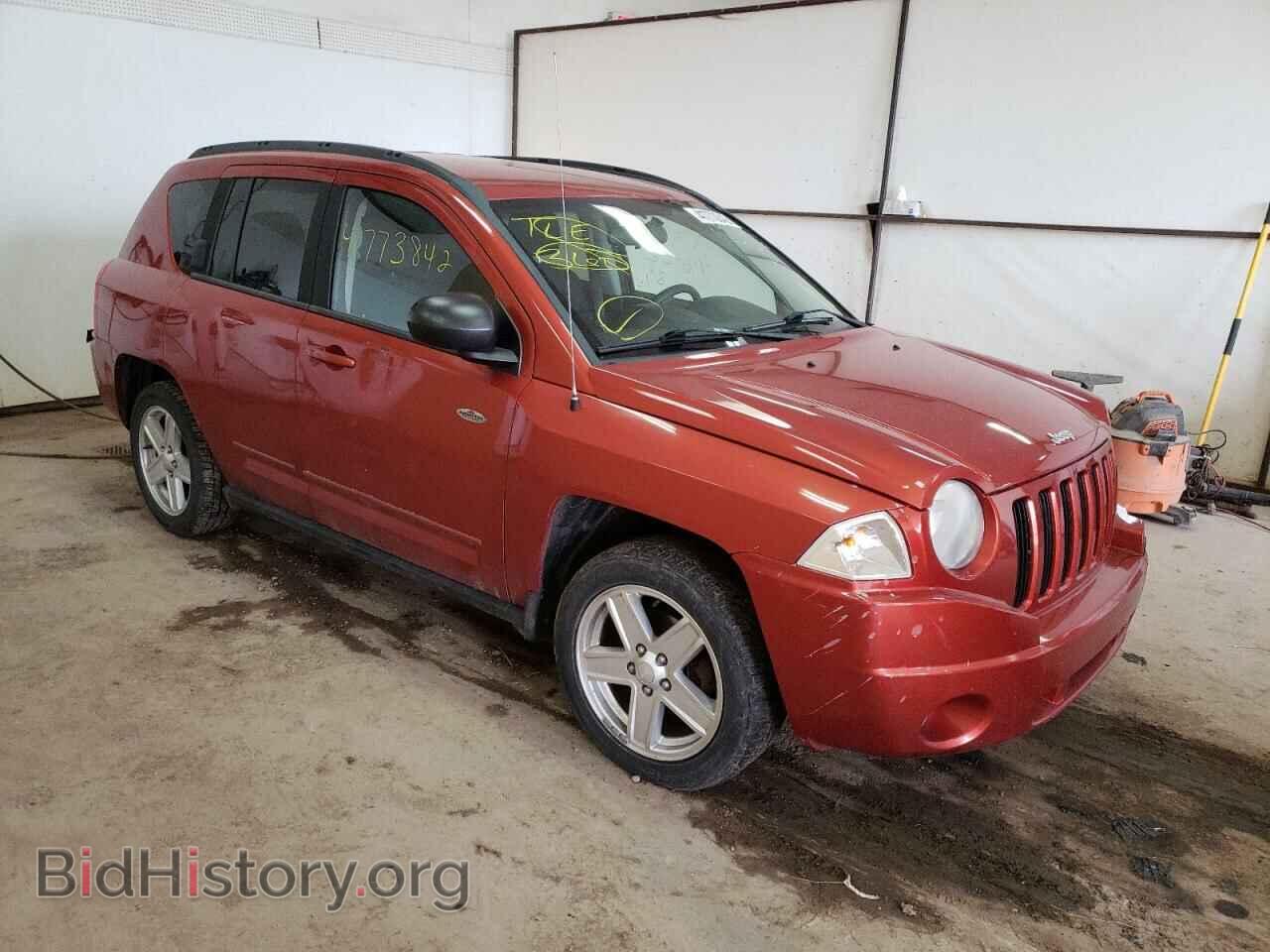 Photo 1J4NF4FB9AD630995 - JEEP COMPASS 2010