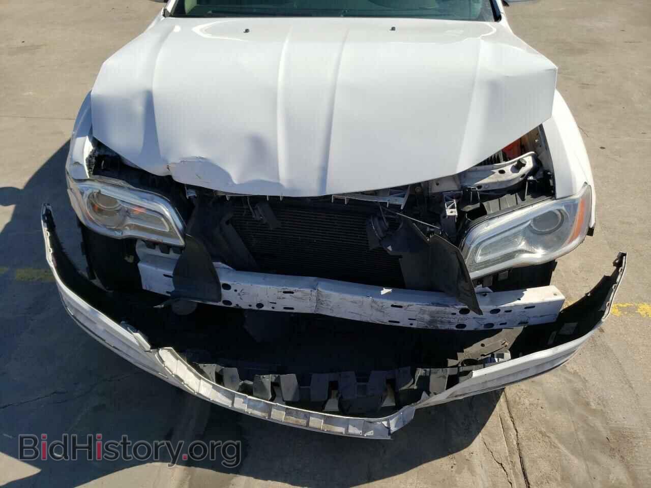 2014 CHRYSLER 300 - VIN: 2C3CCAAG8EH100814 - Фото 11