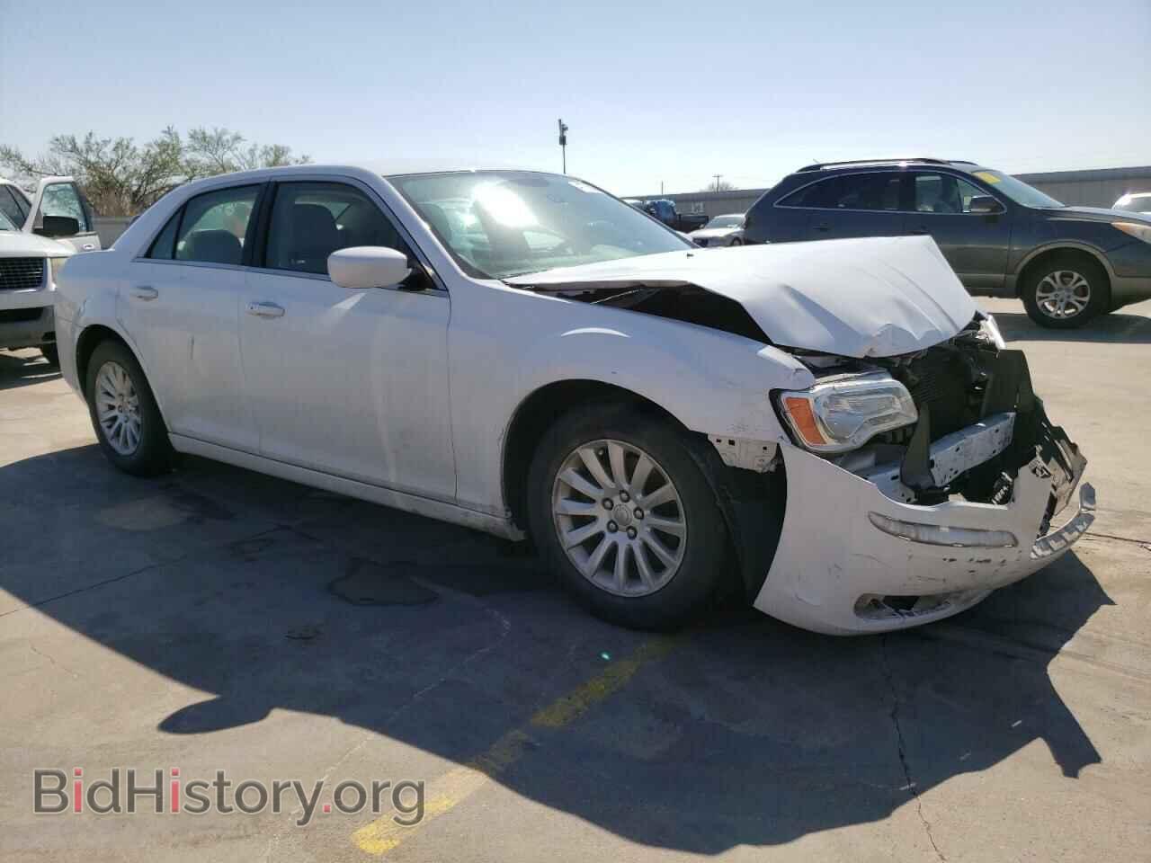 2014 CHRYSLER 300 - VIN: 2C3CCAAG8EH100814 - Фото 4