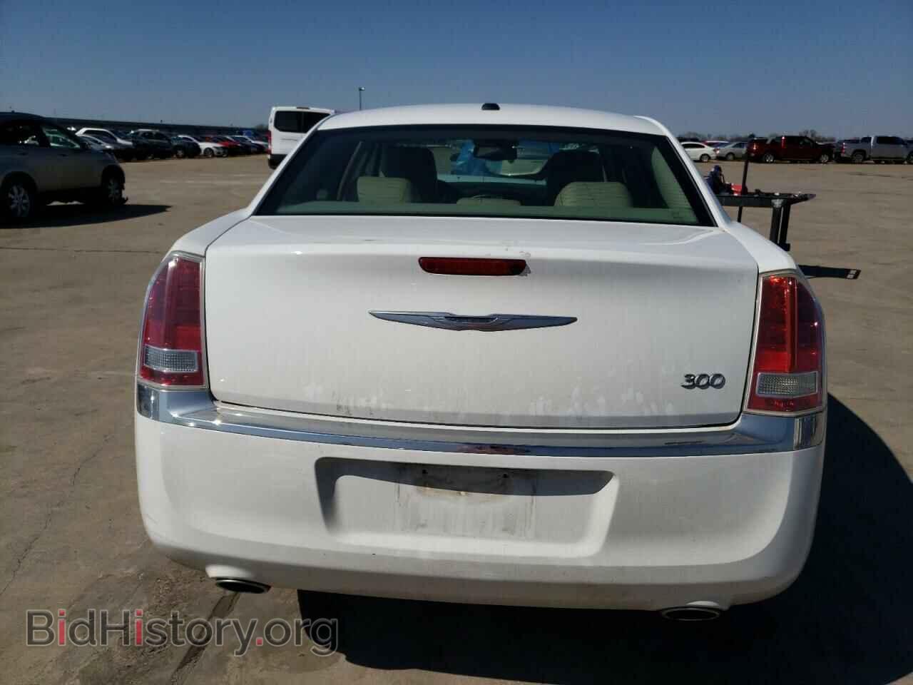2014 CHRYSLER 300 - VIN: 2C3CCAAG8EH100814 - Фото 6