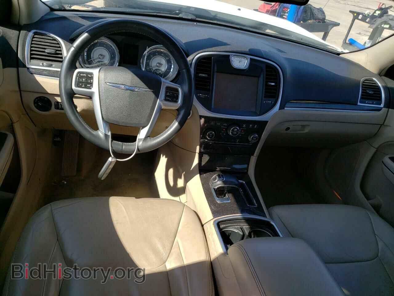 2014 CHRYSLER 300 - VIN: 2C3CCAAG8EH100814 - Фото 8