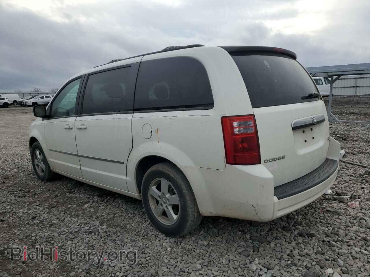 2010 DODGE CARAVAN - VIN: 2D4RN5D14AR117955 - Photo 2
