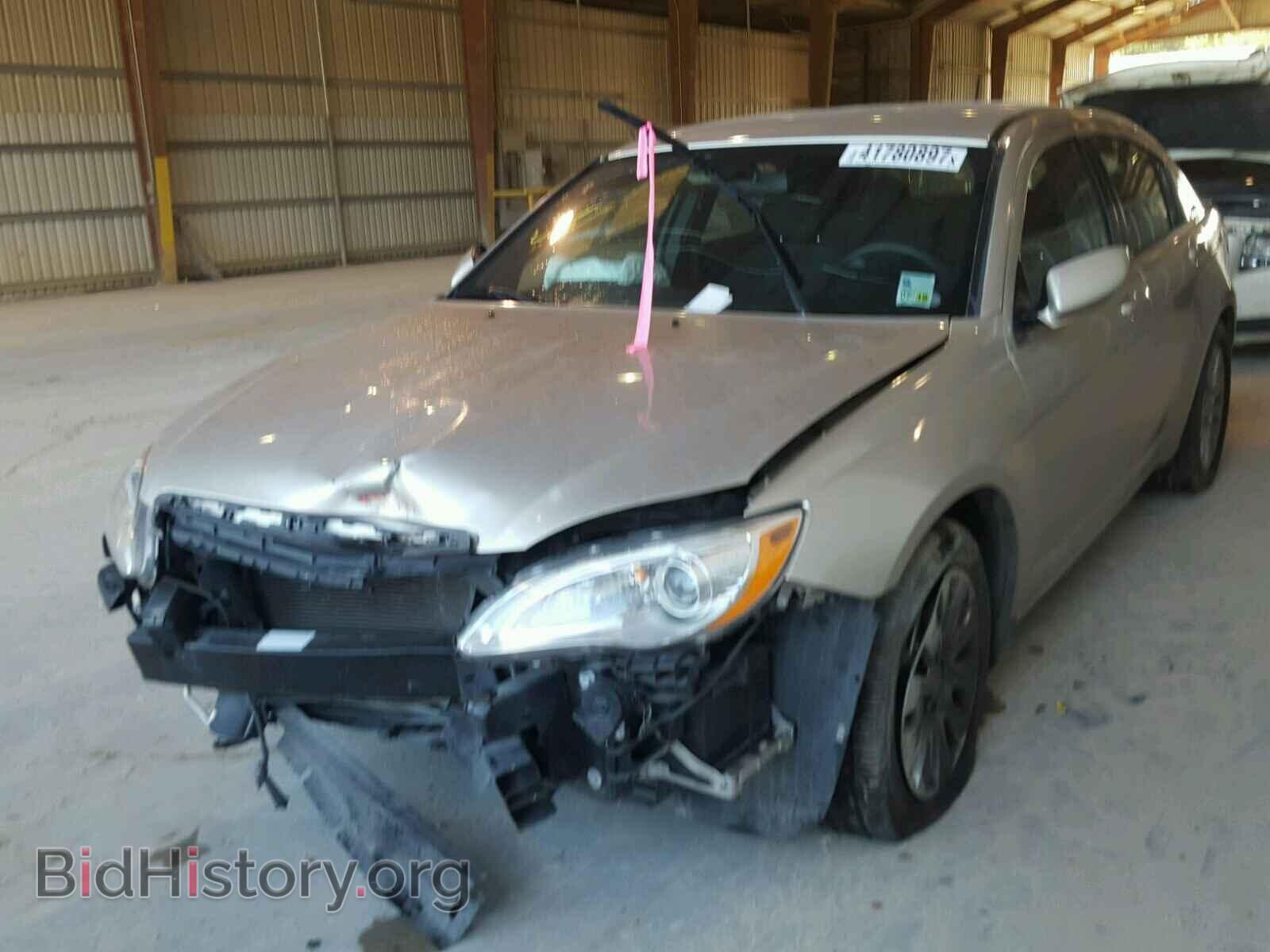 2014 CHRYSLER 200 - VIN: 1C3CCBABXEN210281 - Photo 2