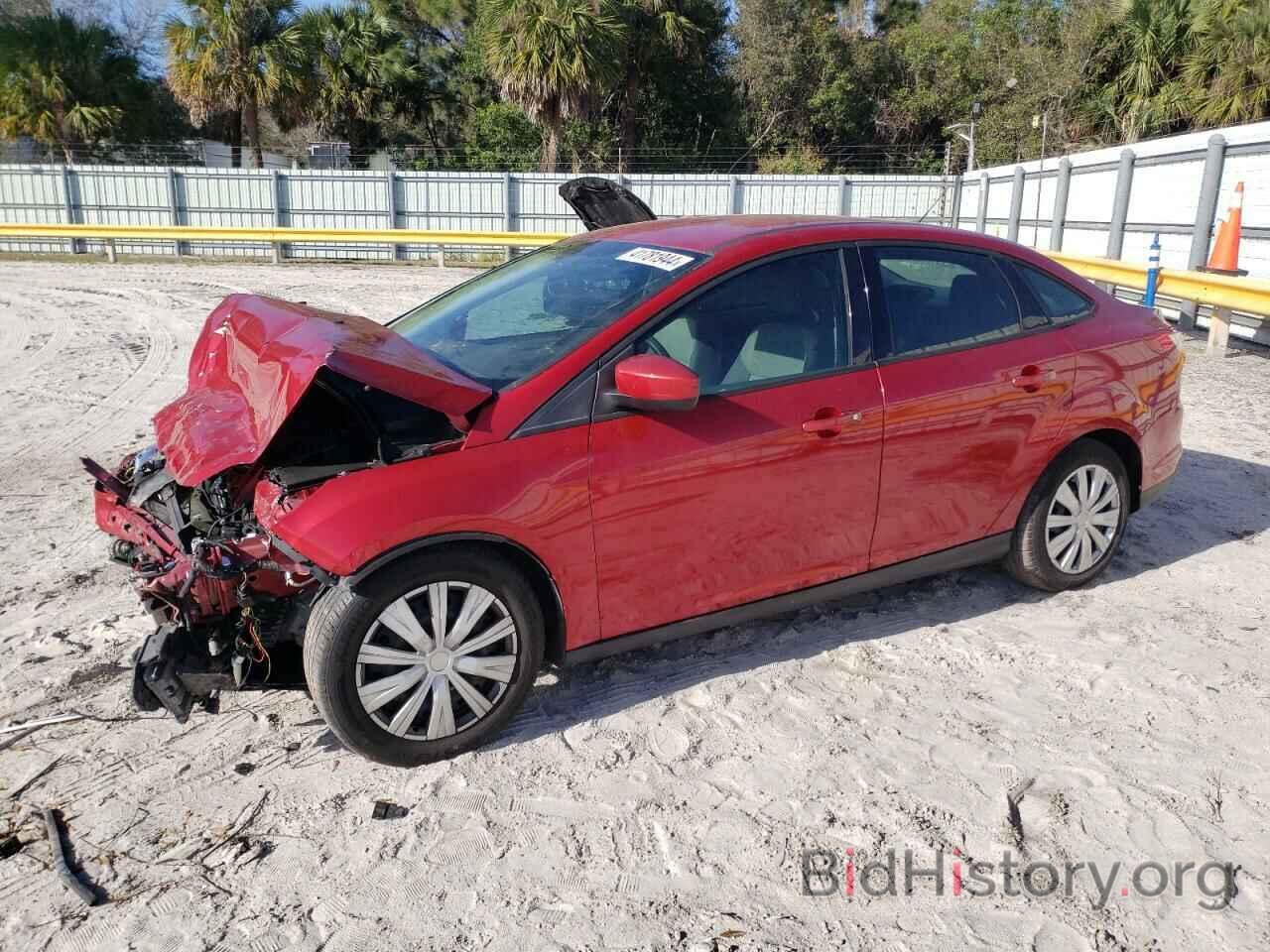 Photo 1FAHP3F26CL381306 - FORD FOCUS 2012