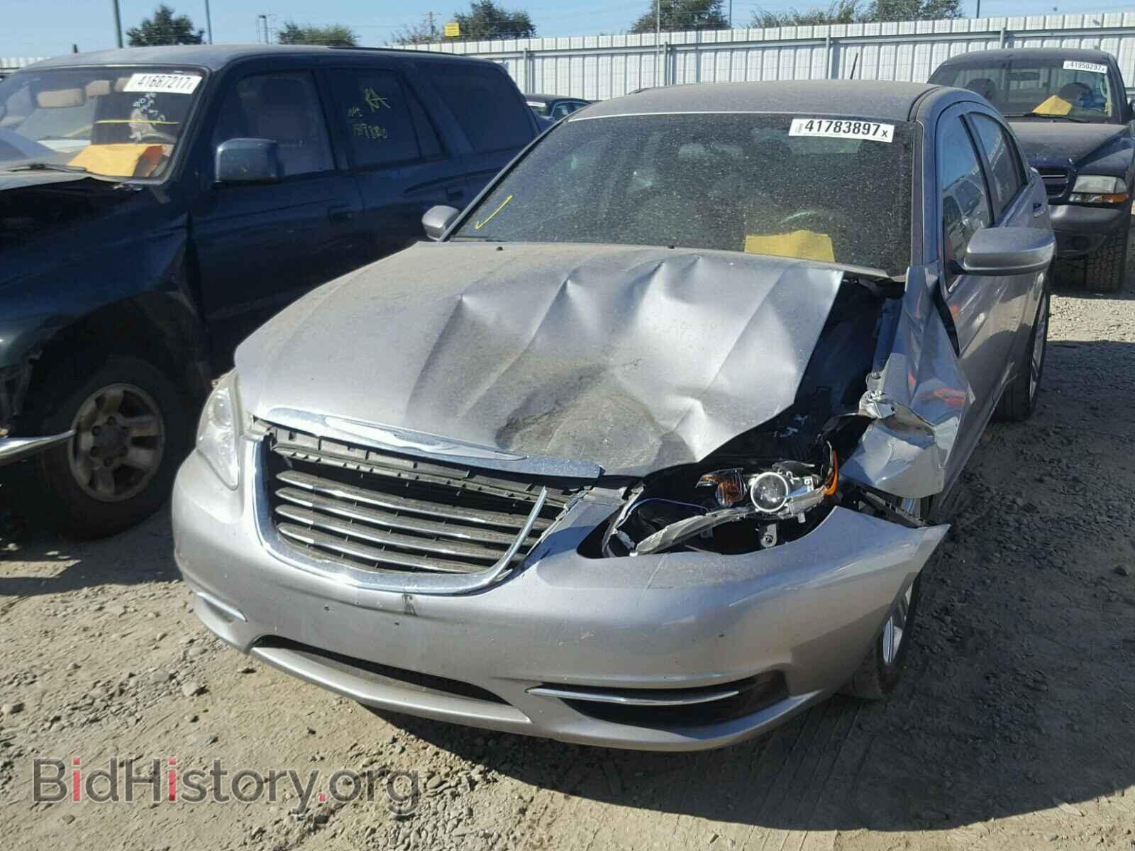 2013 CHRYSLER 200 - VIN: 1C3CCBAB2DN762856 - Photo 2