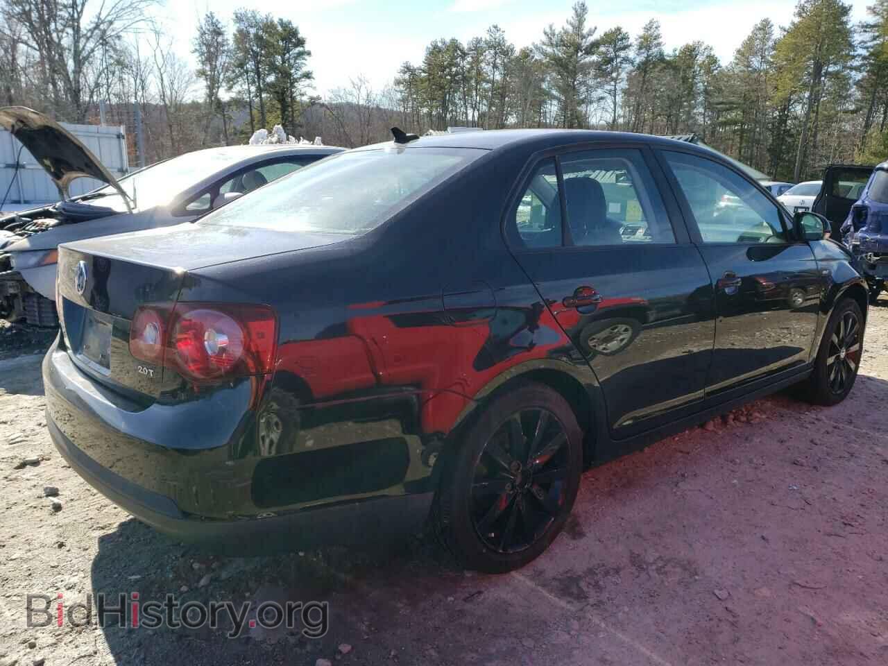 2010 VOLKSWAGEN JETTA - VIN: 3VWRA7AJXAM090564 - Фото 3