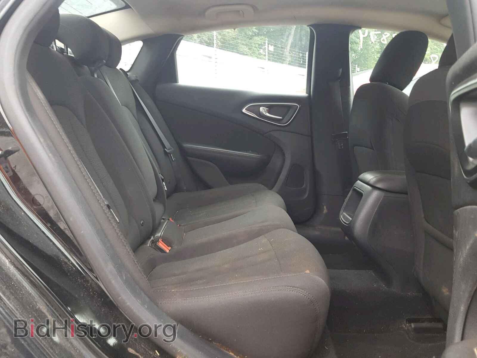 2016 CHRYSLER 200 - VIN: 1C3CCCAB4GN152161 - Фото 6