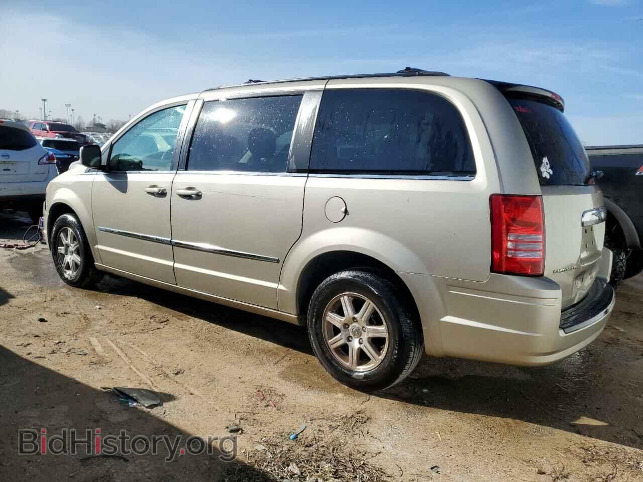 2009 CHRYSLER MINIVAN - VIN: 2A8HR54109R664979 - Фото 2