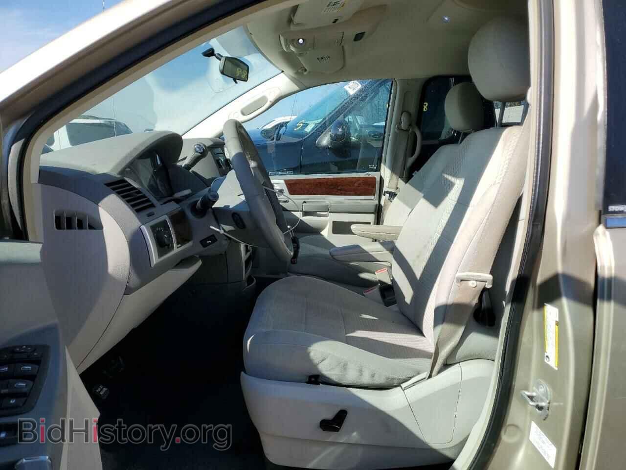 2009 CHRYSLER MINIVAN - VIN: 2A8HR54109R664979 - Фото 7
