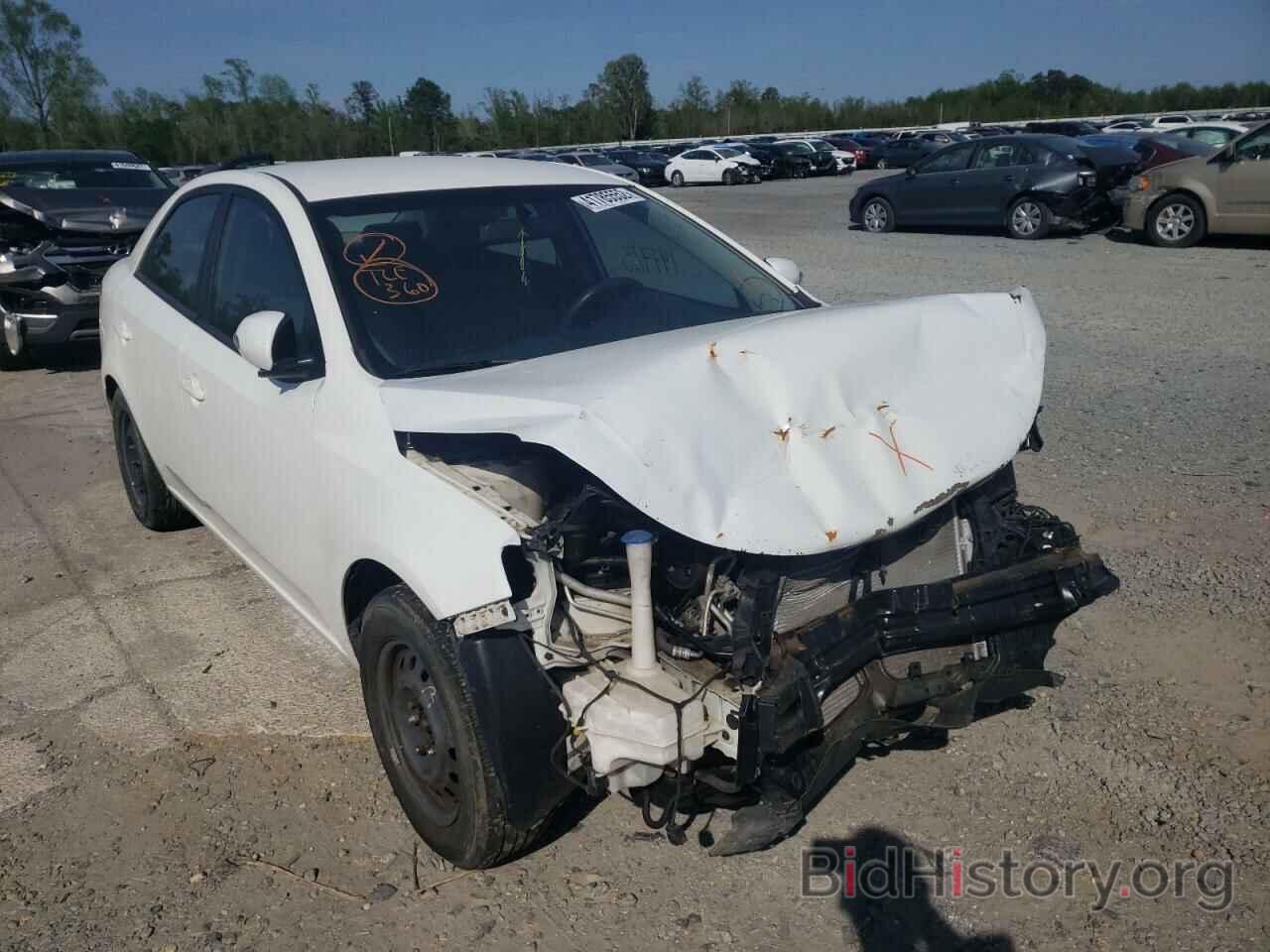 Photo KNAFU4A21A5118145 - KIA FORTE 2010