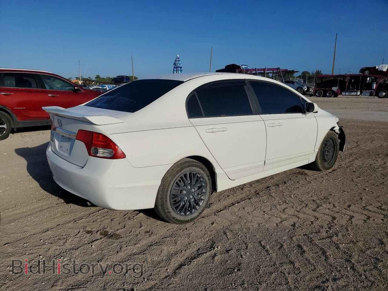 2011 HONDA CIVIC - VIN: 19XFA1F58BE046721 - Фото 3