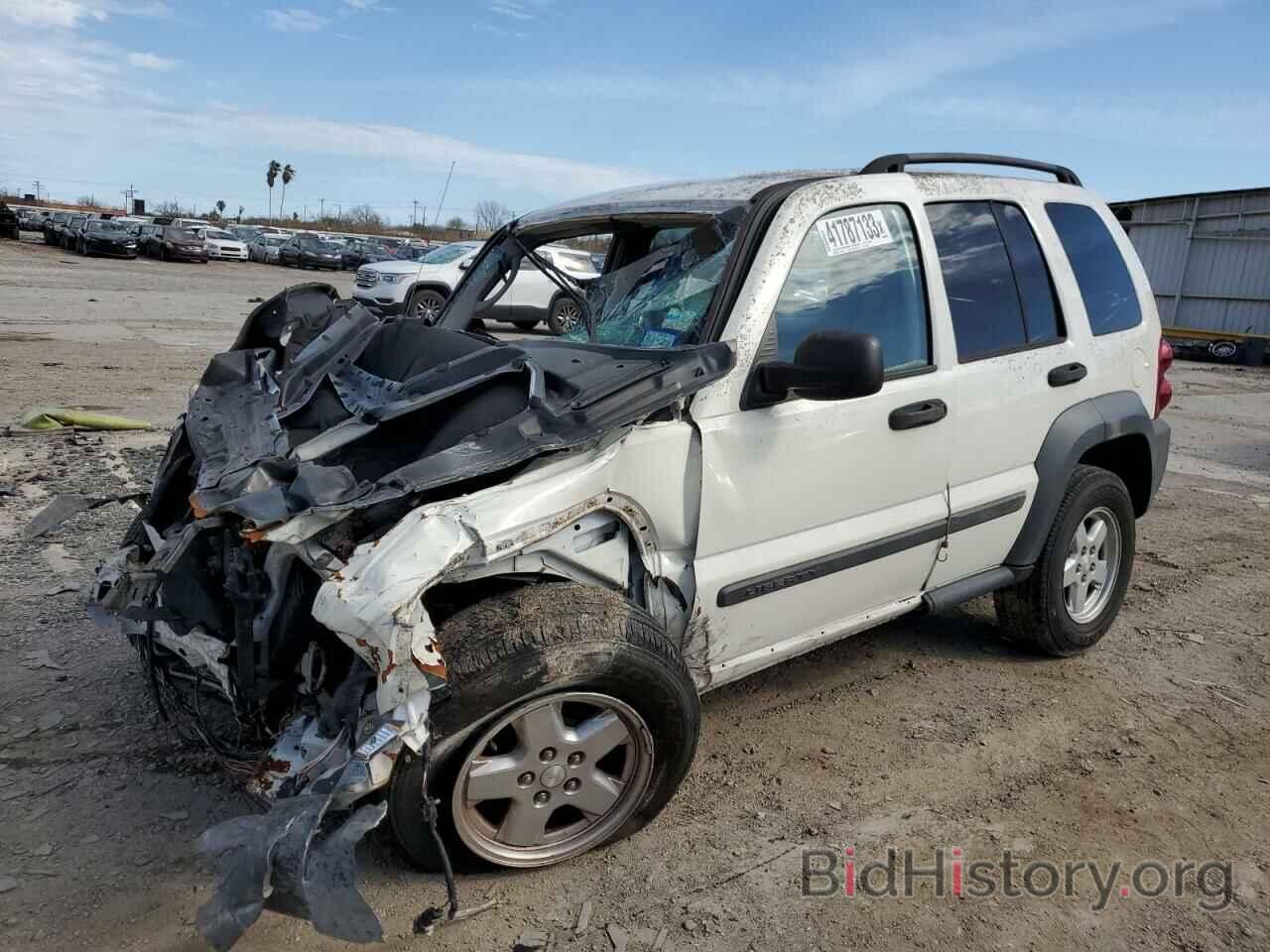 Фотография 1J8GK48K86W228512 - JEEP LIBERTY 2006