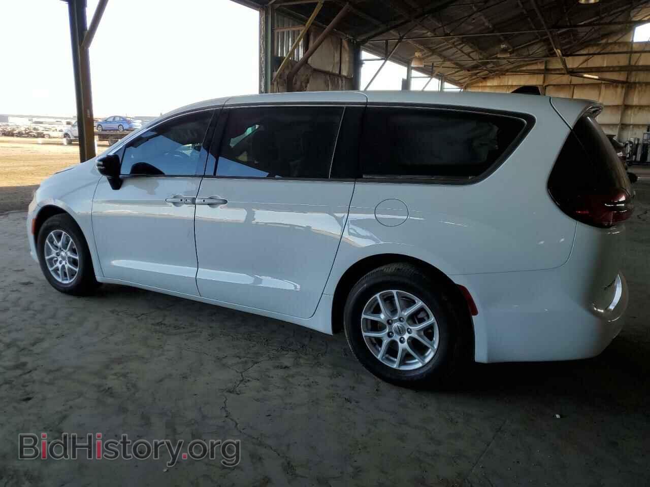2025 CHRYSLER All Models - VIN: 2C4RC1BG0SR502143 - Photo 2