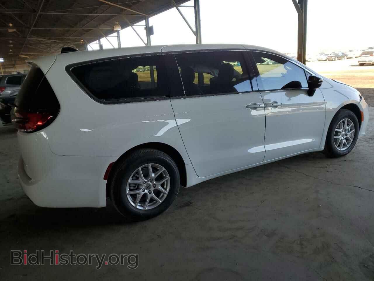 2025 CHRYSLER All Models - VIN: 2C4RC1BG0SR502143 - Photo 3