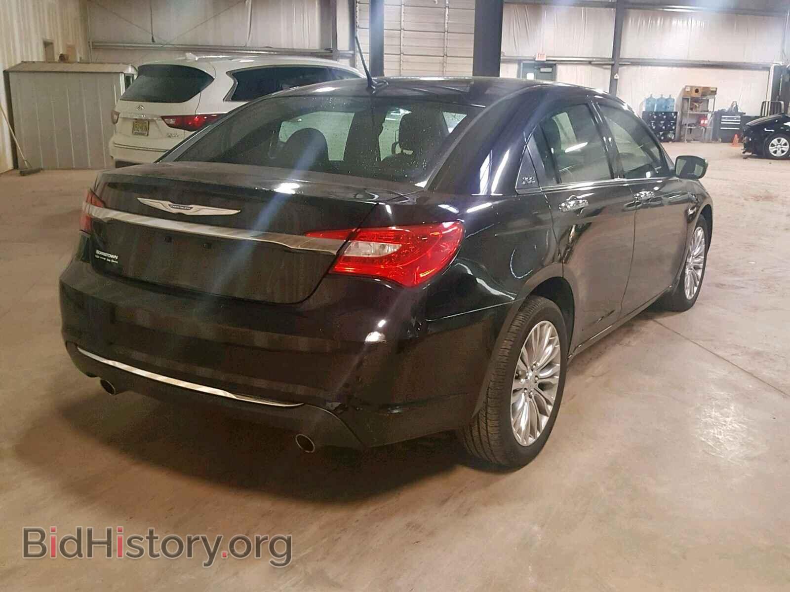 2013 CHRYSLER 200 - VIN: 1C3CCBCG5DN549795 - Photo 4