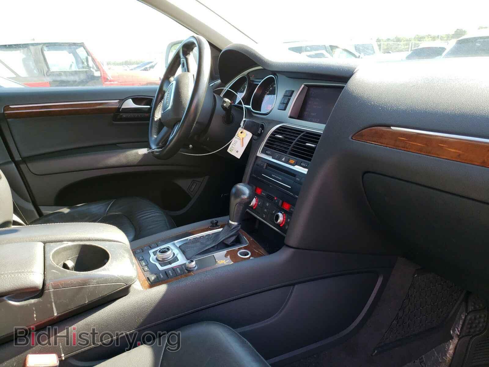2010 AUDI Q7 - VIN: WA1LYAFE3AD006877 - Фото 9