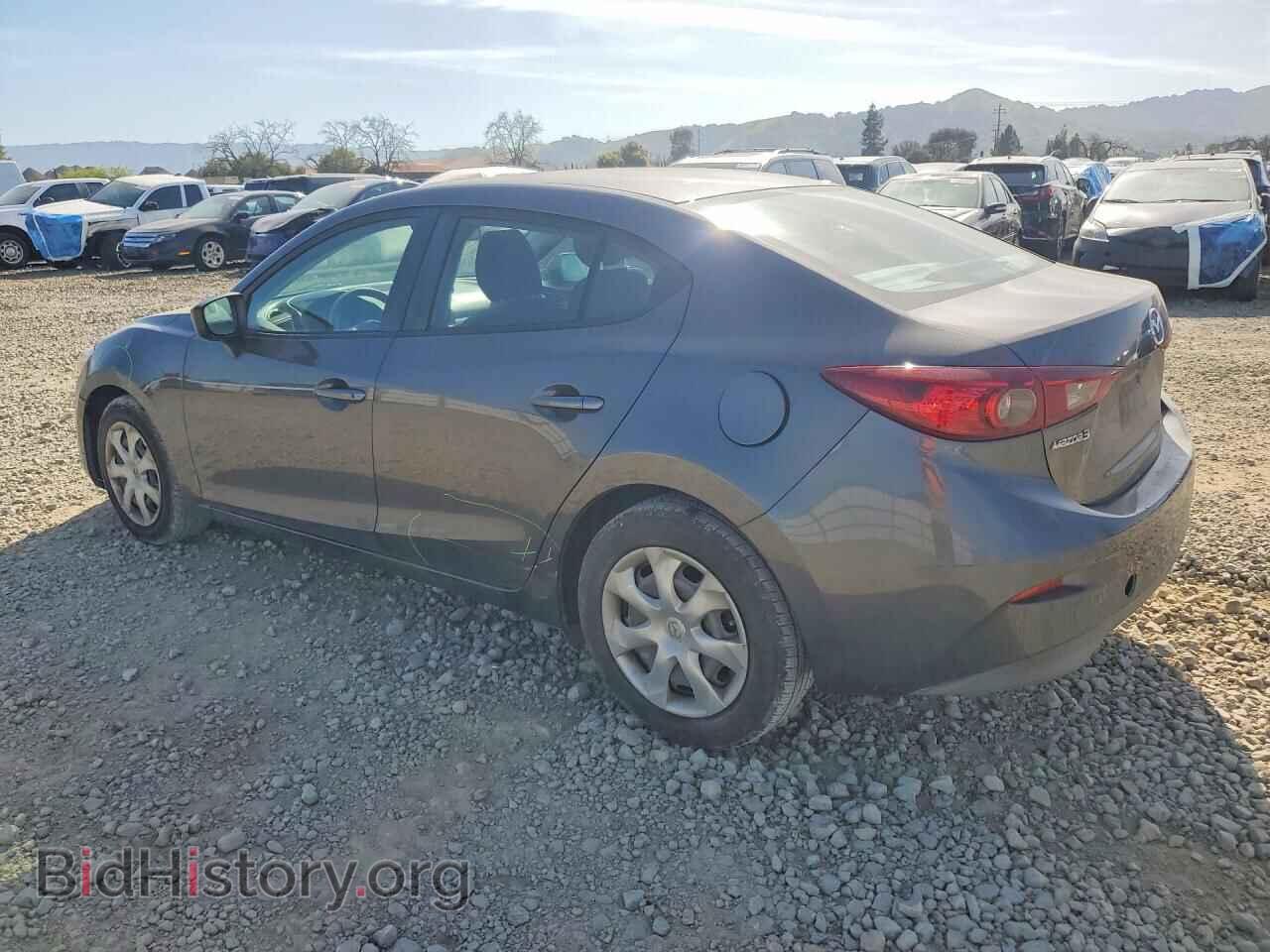 2018 MAZDA 3 - VIN: 3MZBN1U76JM272944 - Фото 2