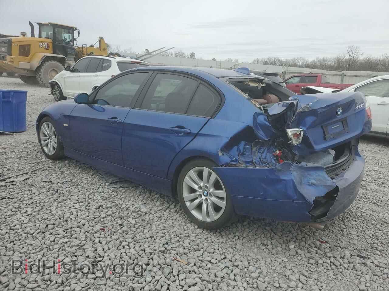 2007 BMW 3 SERIES - VIN: WBAVA33547PV65104 - Фото 2