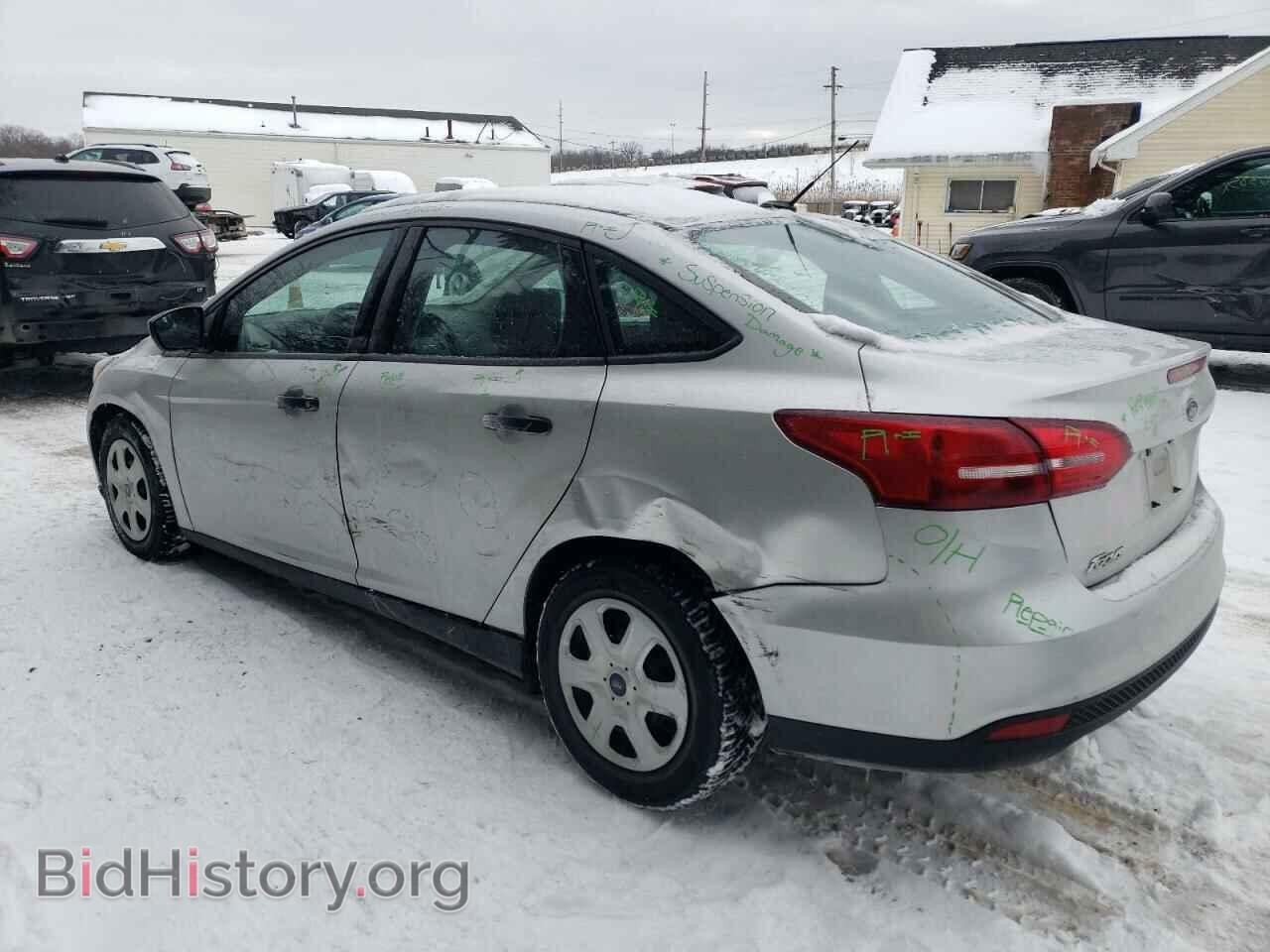 2017 FORD FOCUS - VIN: 1FADP3E24HL318051 - Фото 2