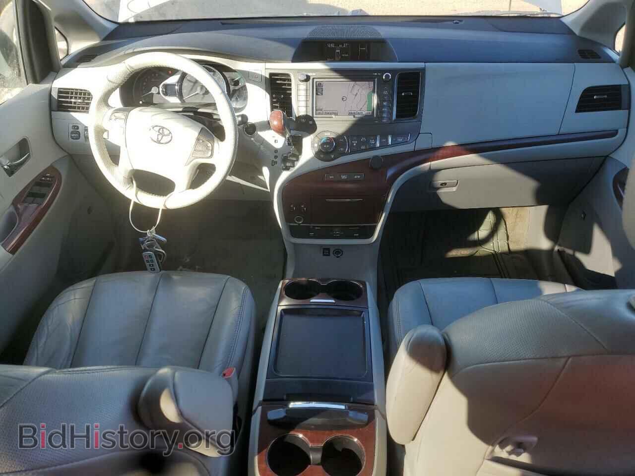2011 TOYOTA All Models - VIN: 5TDDK3DC7BS027908 - Photo 8