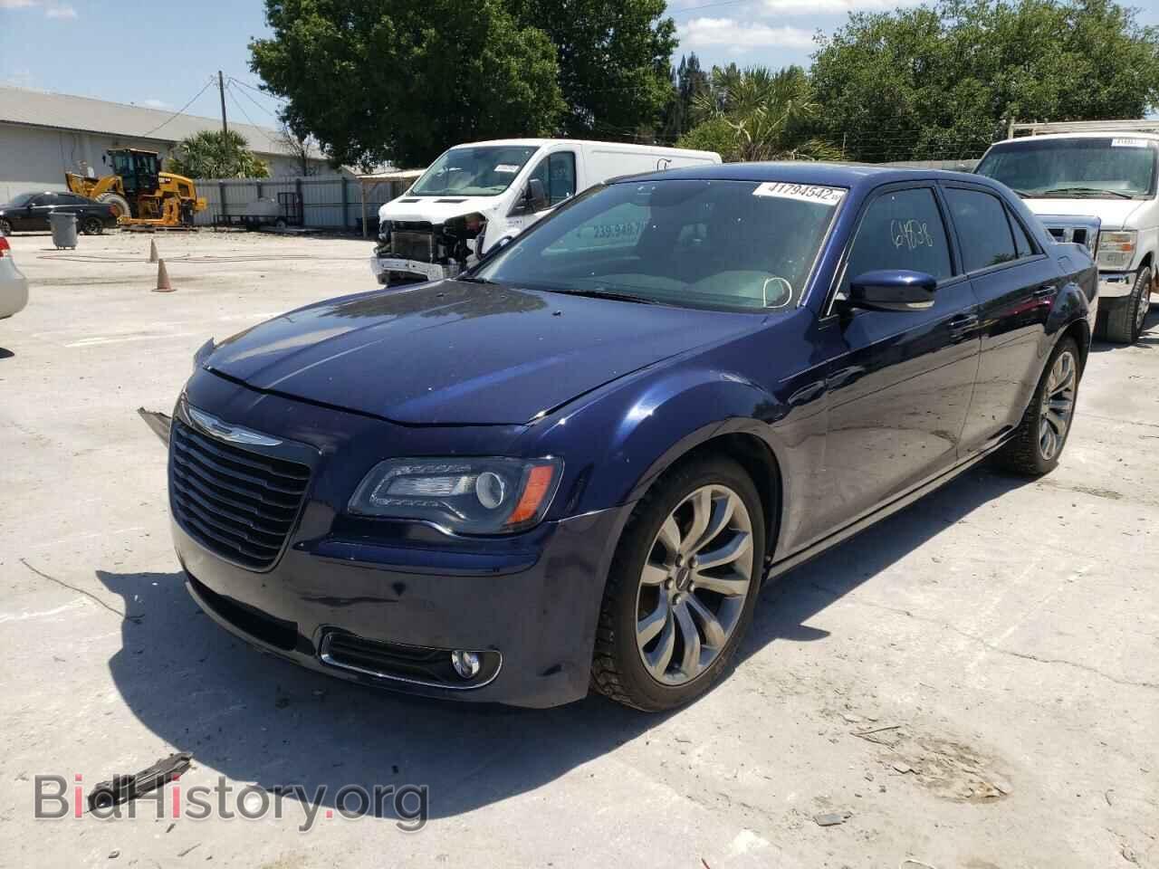 2014 CHRYSLER 300 - VIN: 2C3CCABG8EH221793 - Фото 2