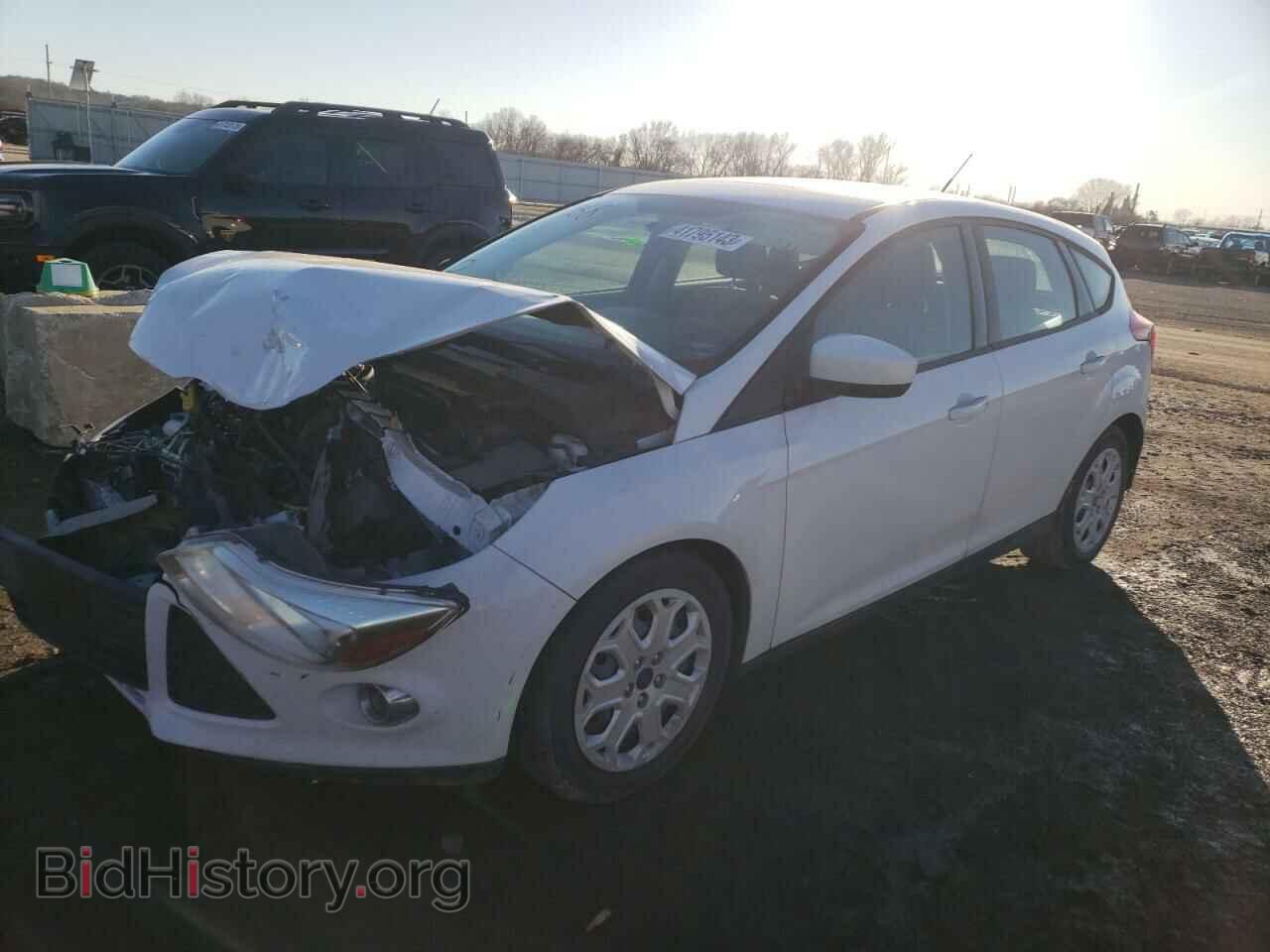 Фотография 1FAHP3K28CL119681 - FORD FOCUS 2012