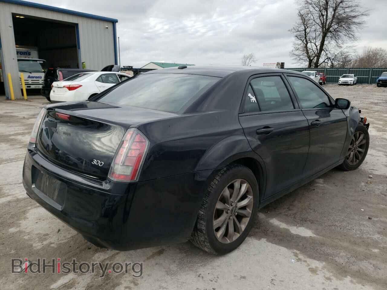 2014 CHRYSLER 300 - VIN: 2C3CCAGGXEH352653 - Фото 3