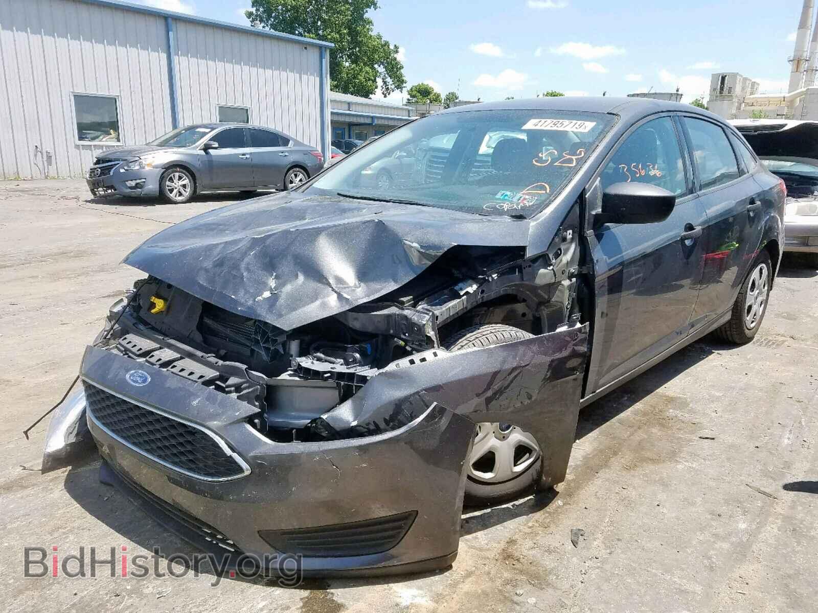 2017 FORD FOCUS - VIN: 1FADP3E2XHL275951 - Photo 2
