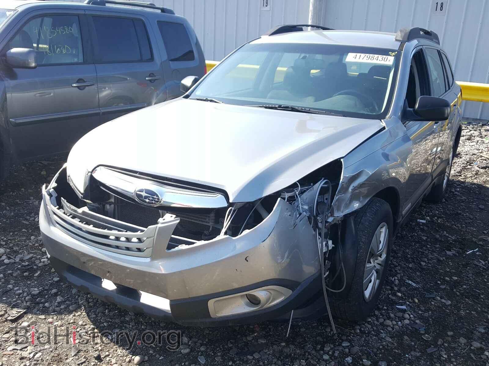 2010 SUBARU OUTBACK - VIN: 4S4BRCAC1A3335207 - Фото 2