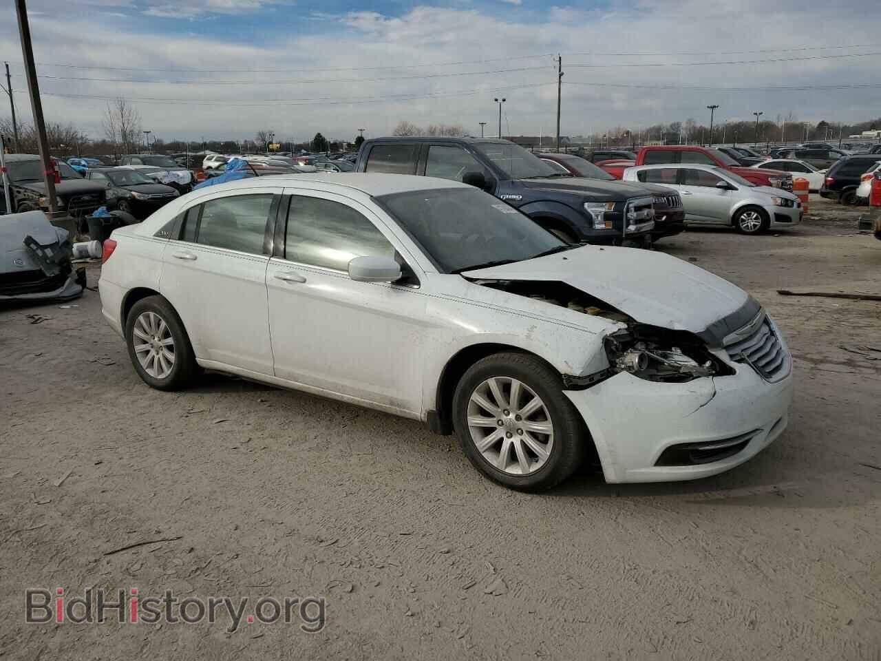 2014 CHRYSLER 200 - VIN: 1C3CCBBB3EN150570 - Фото 4