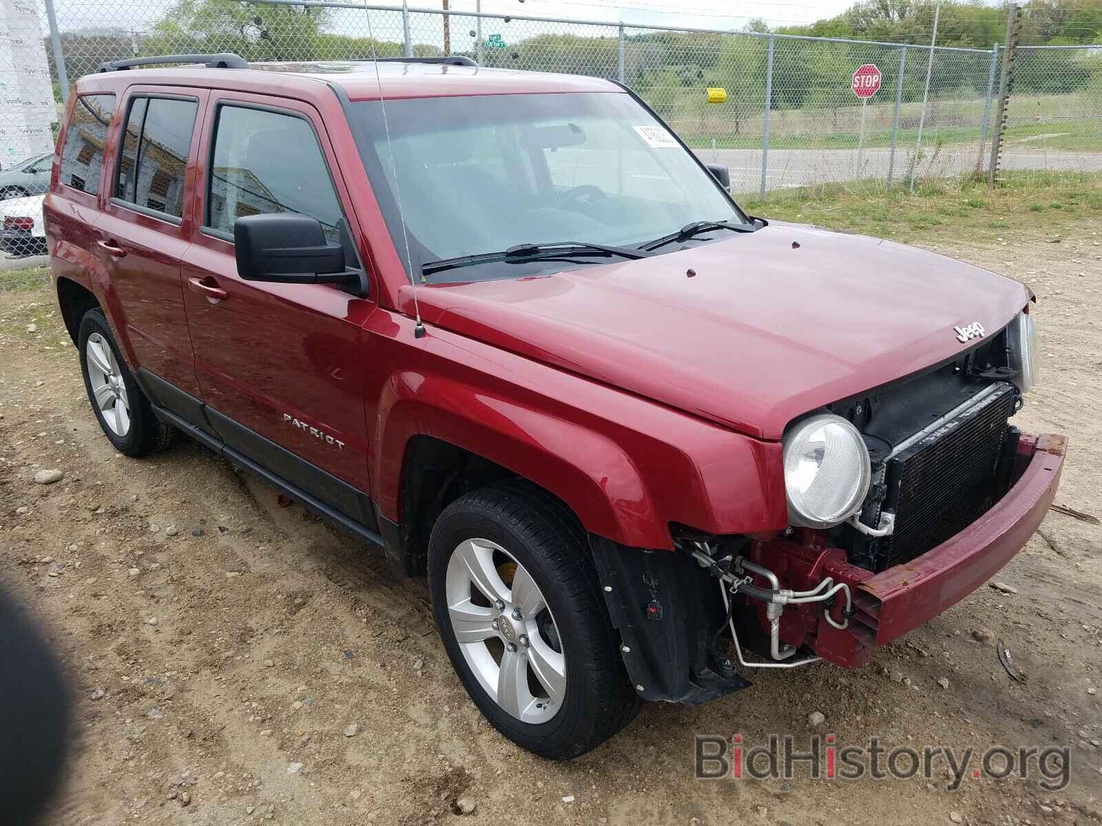 Photo 1J4NF1GBXBD202464 - JEEP PATRIOT 2011