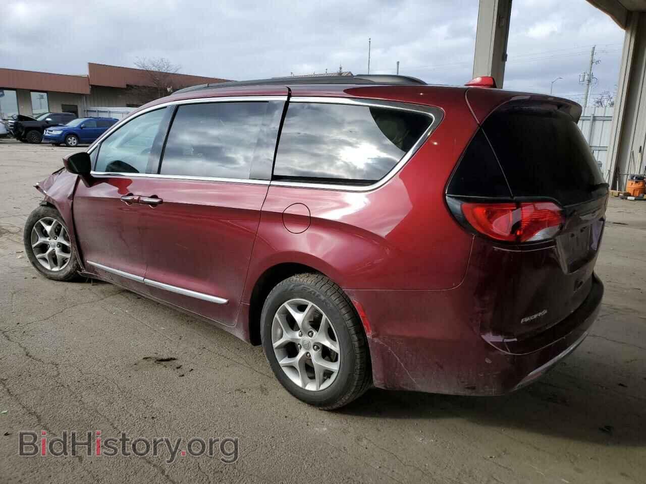 2017 CHRYSLER PACIFICA - VIN: 2C4RC1BG9HR511772 - Photo 2