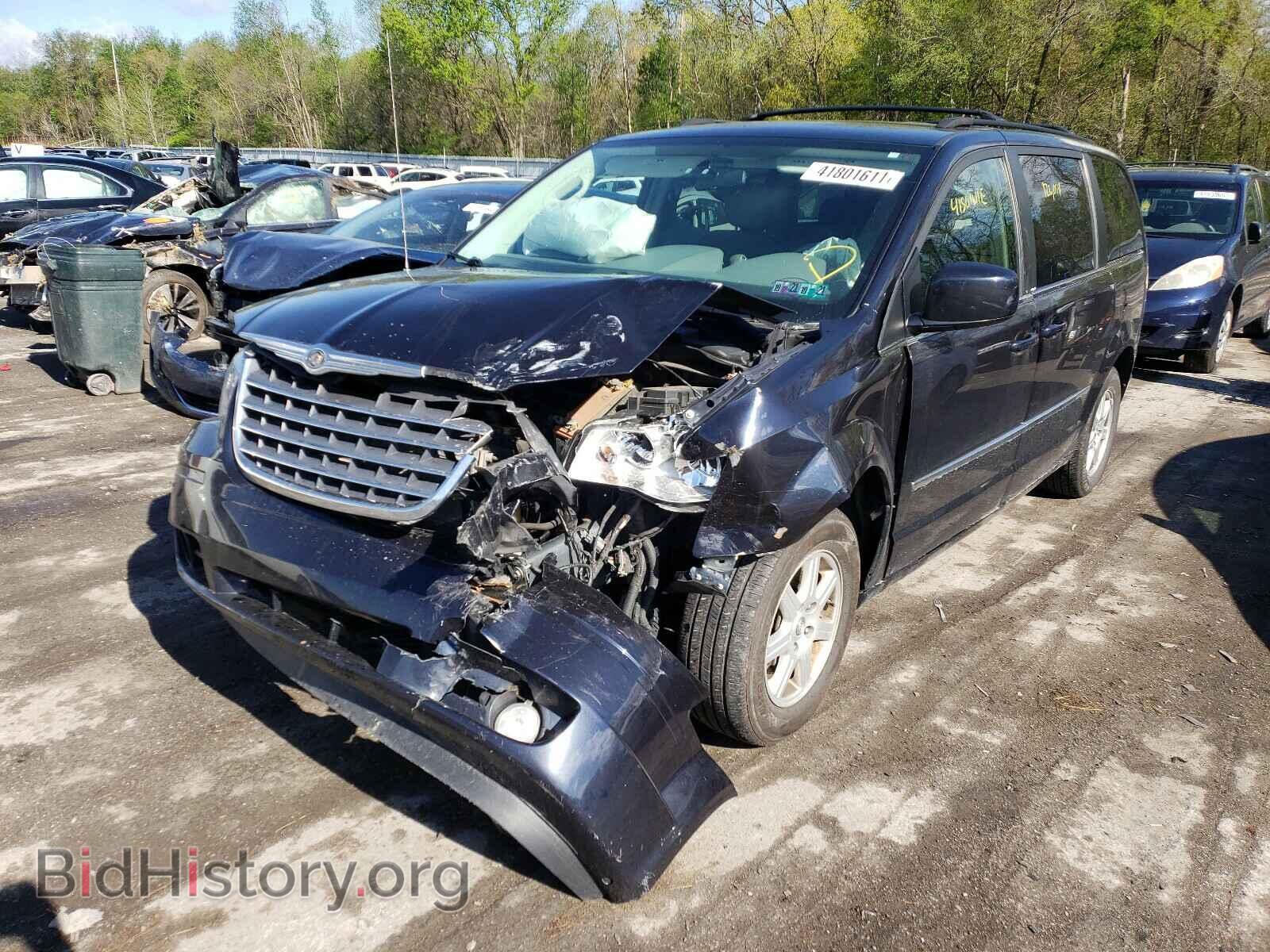 2010 CHRYSLER MINIVAN - VIN: 2A4RR5D13AR152126 - Фото 2