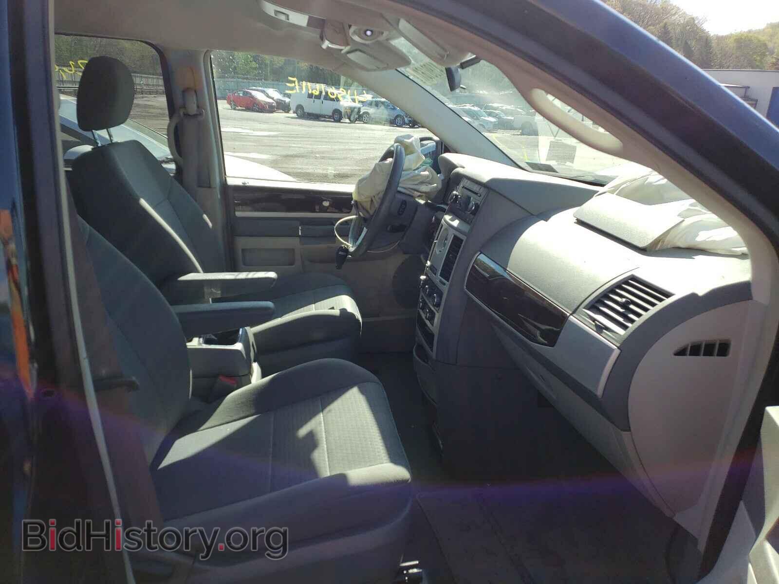 2010 CHRYSLER MINIVAN - VIN: 2A4RR5D13AR152126 - Фото 5