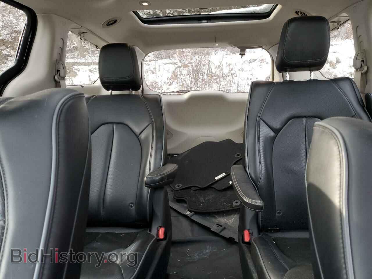 2018 CHRYSLER PACIFICA - VIN: 2C4RC1N72JR263768 - Фото 10