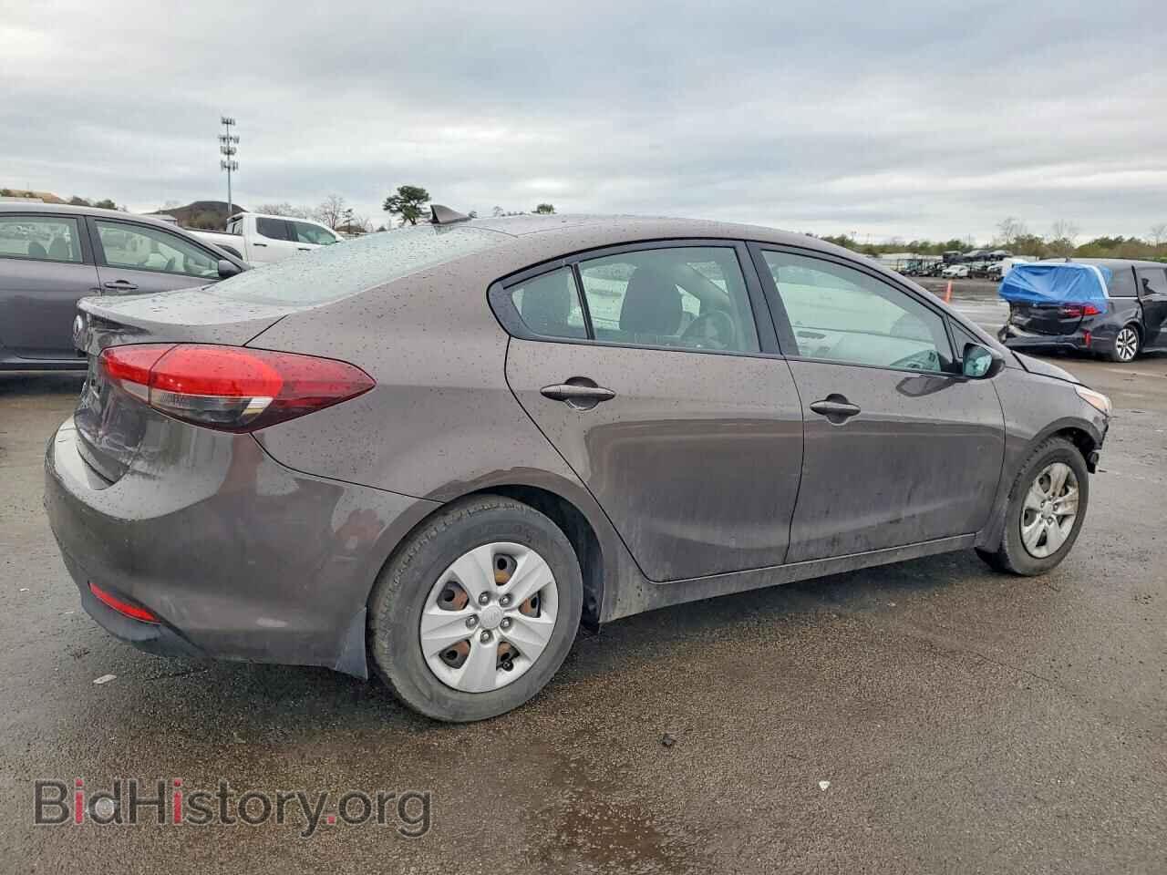 2017 KIA FORTE - VIN: 3KPFK4A76HE131640 - Фото 3