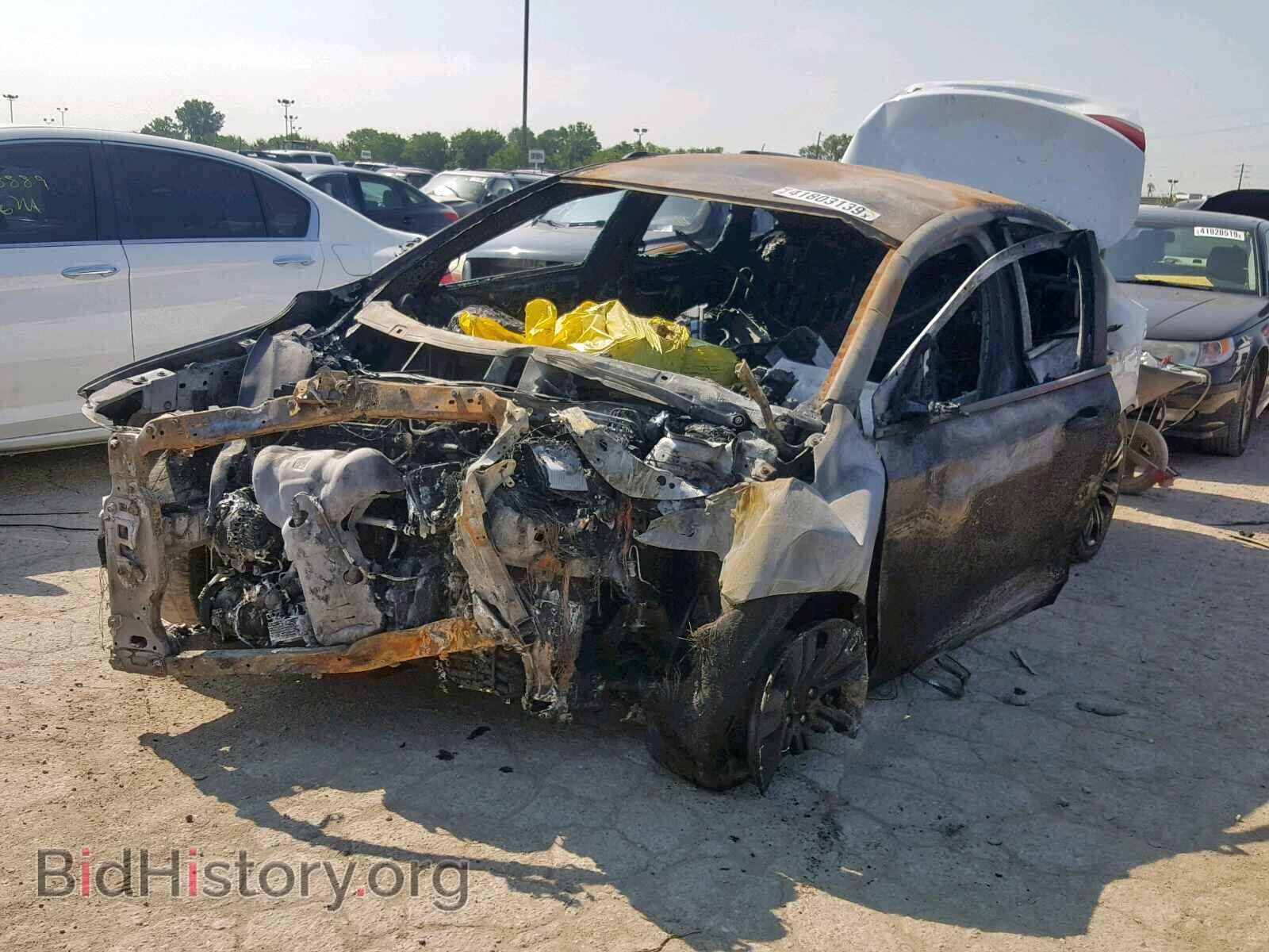 2017 CHRYSLER 200 - VIN: 1C3CCCFB3HN502857 - Фото 2
