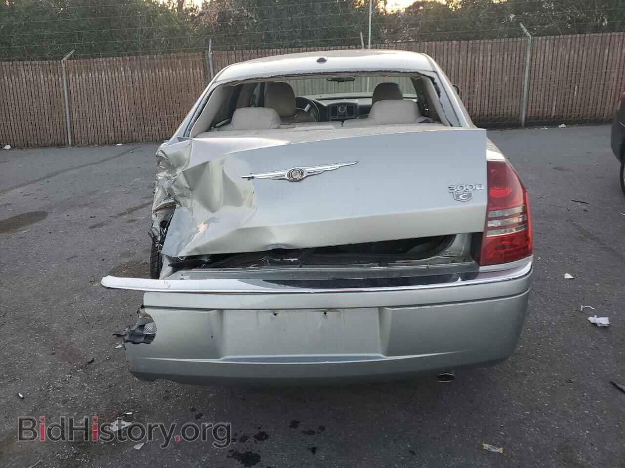 2006 CHRYSLER 300 - VIN: 2C3KA63H26H357473 - Фото 6