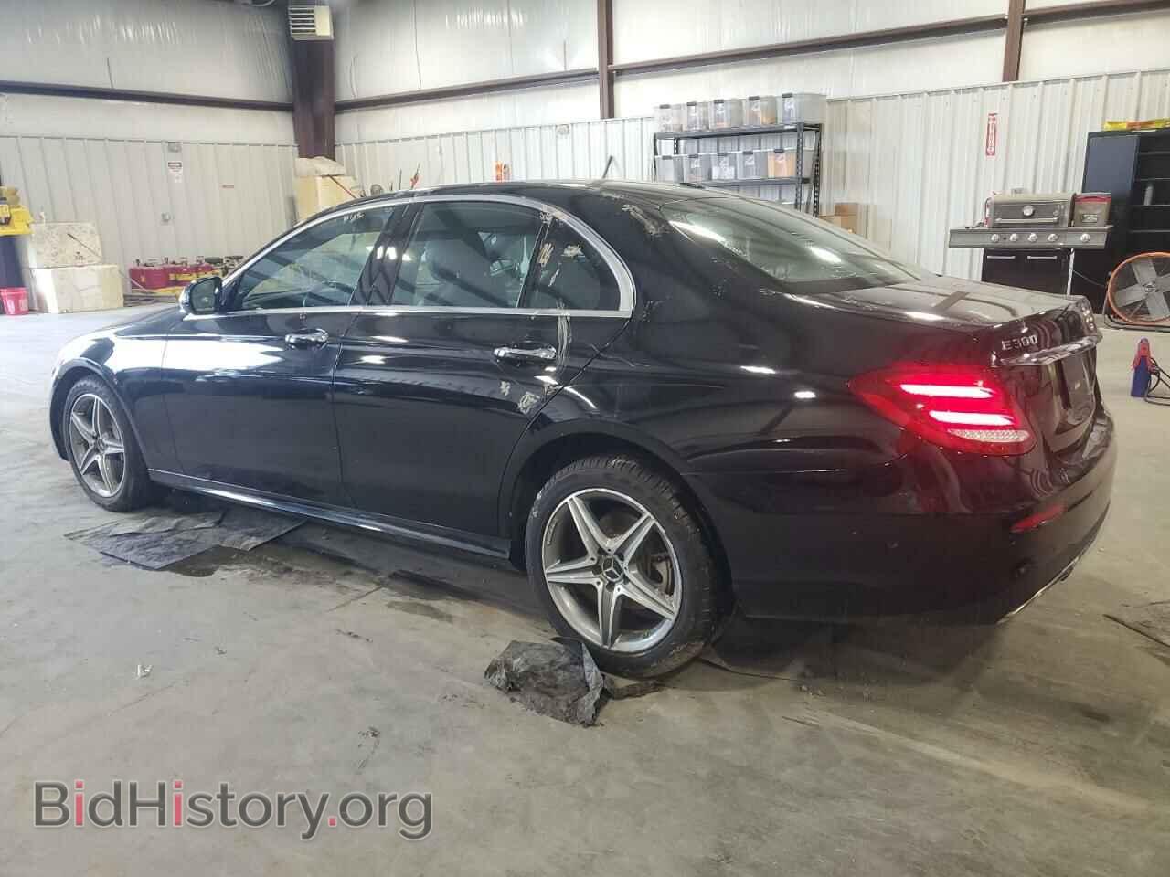2017 MERCEDES-BENZ E-CLASS - VIN: WDDZF4JB4HA010040 - Фото 2