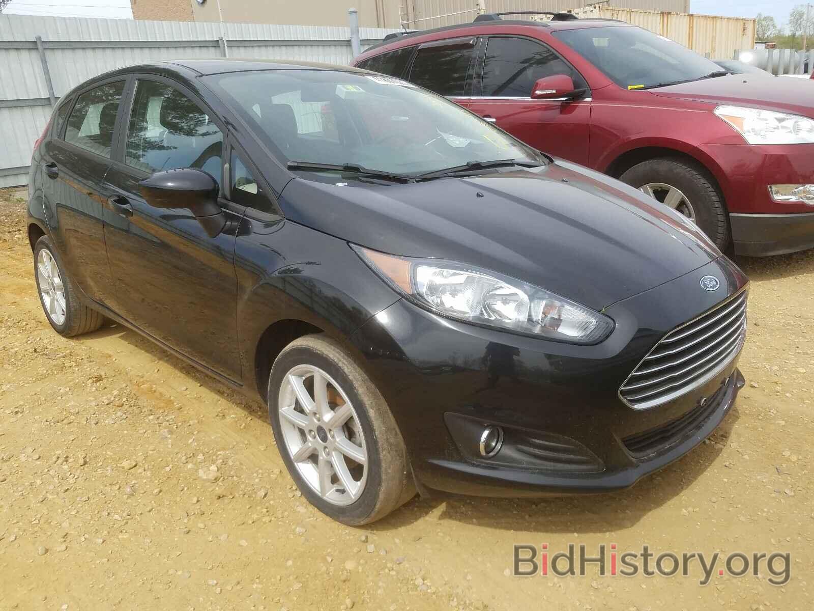 Photo 3FADP4EJ6KM144048 - FORD FIESTA 2019