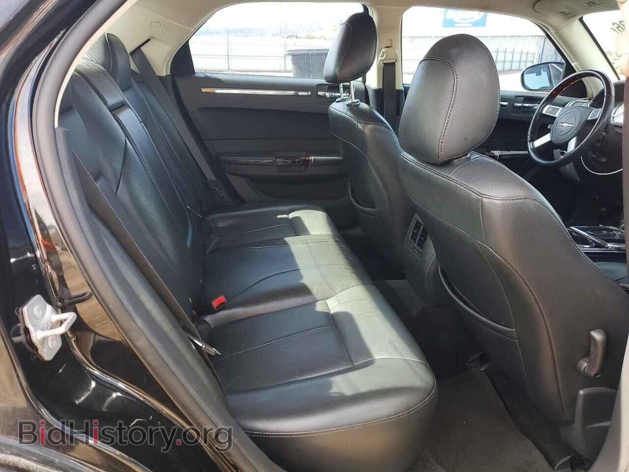 2010 CHRYSLER 300 - VIN: 2C3CA3CV1AH137579 - Фото 10