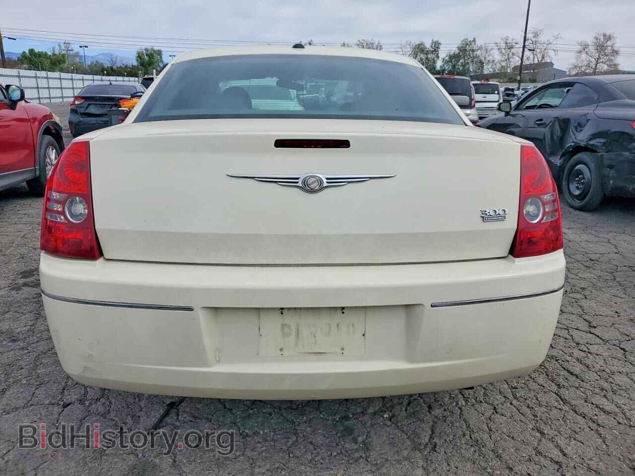 2010 CHRYSLER 300 - VIN: 2C3CA1CVXAH320452 - Фото 6