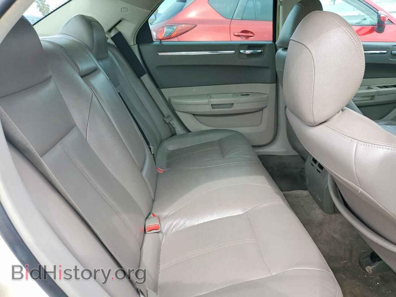 2010 CHRYSLER 300 - VIN: 2C3CA1CVXAH320452 - Фото 10