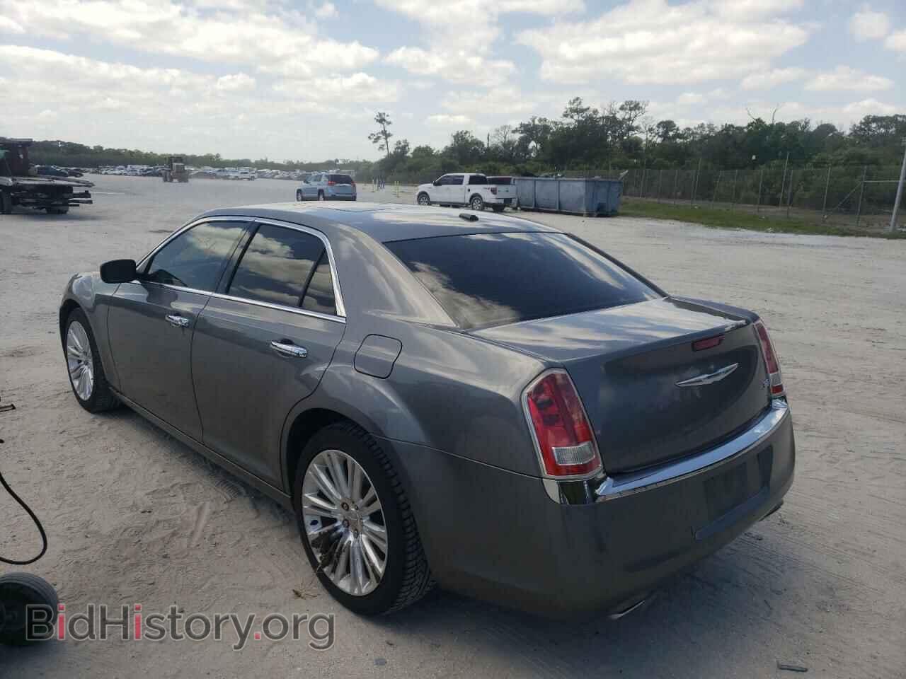2011 CHRYSLER 300 - VIN: 2C3CA5CG3BH526318 - Фото 3