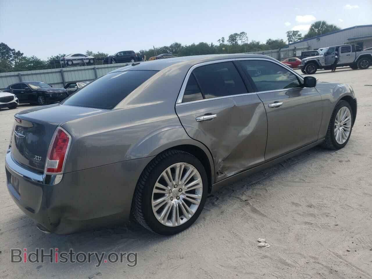 2011 CHRYSLER 300 - VIN: 2C3CA5CG3BH526318 - Фото 9