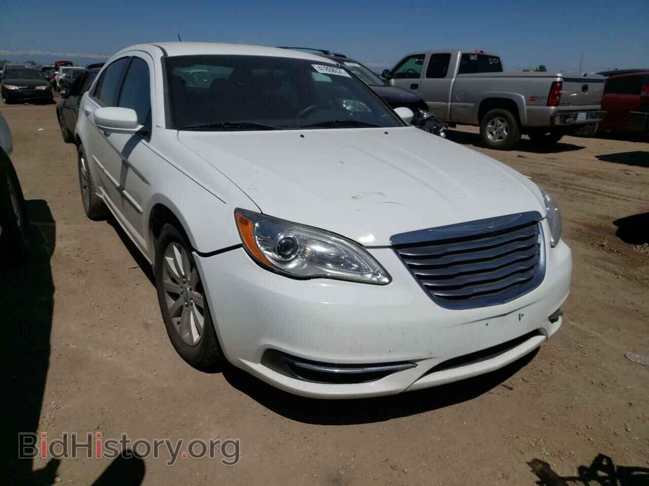 Photo 1C3BC1FG4BN617468 - CHRYSLER 200 2011